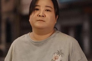 贾玲瘦身100斤后现状曝光，新电影《转念花开》引期待