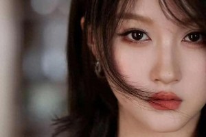 精选图片展示：三张精美视觉作品欣赏