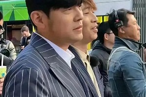 周杰伦造型争议：二十年不变的非主流风格